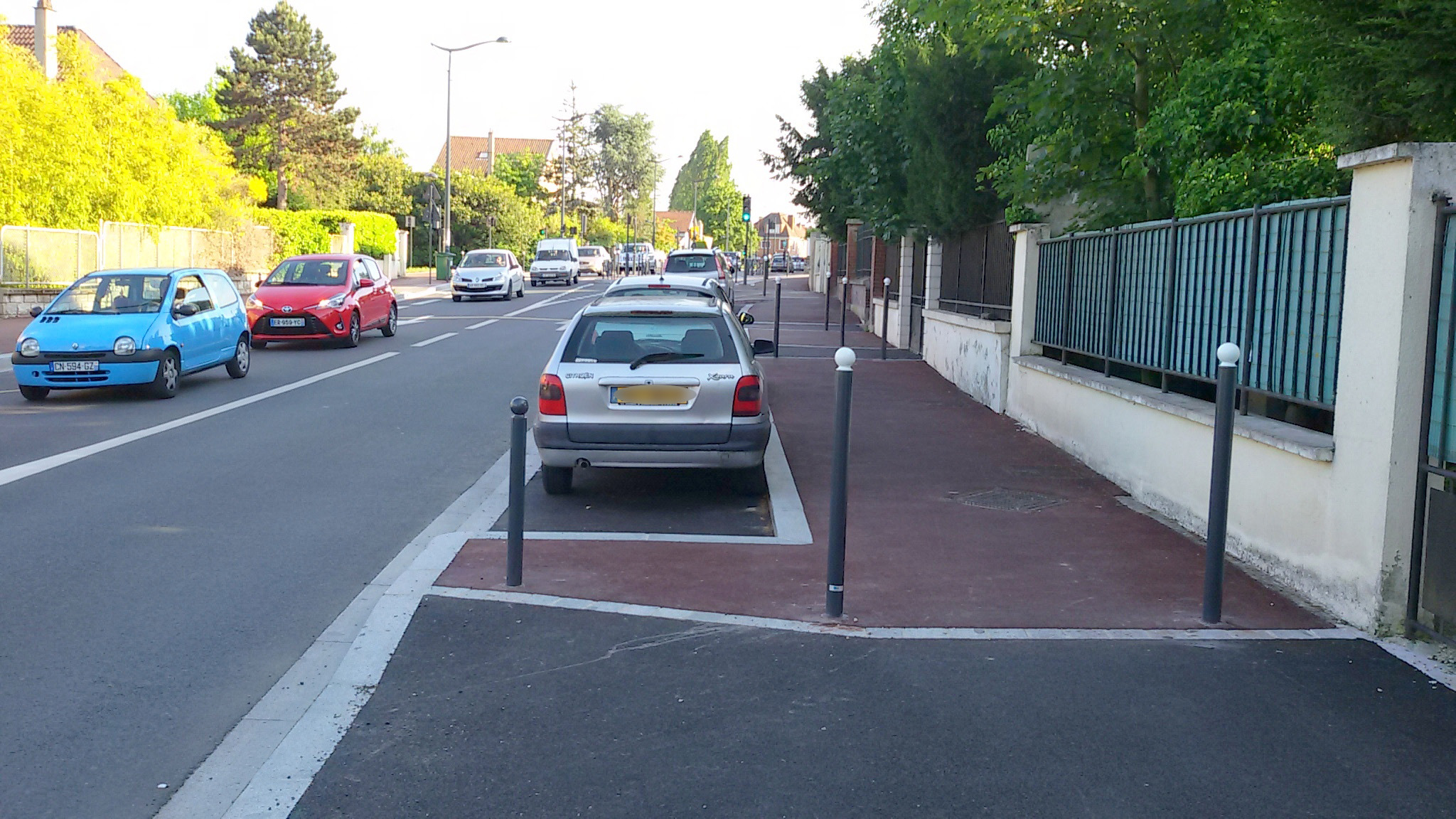 20180520_190616_plaque_floue